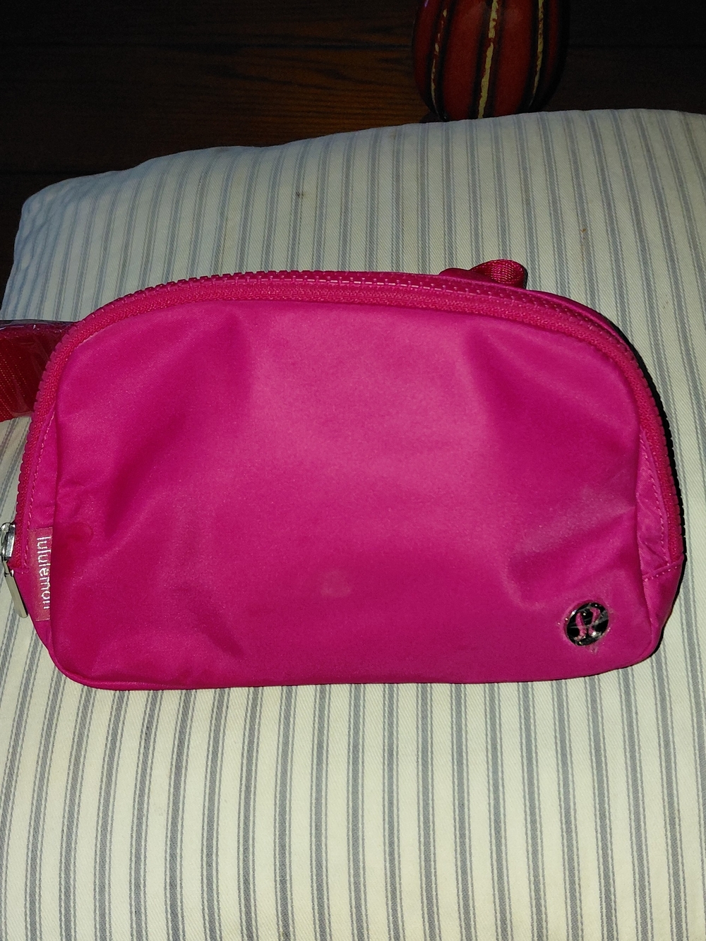 NWT Lululemon athletica Hot Pink Belt Bag